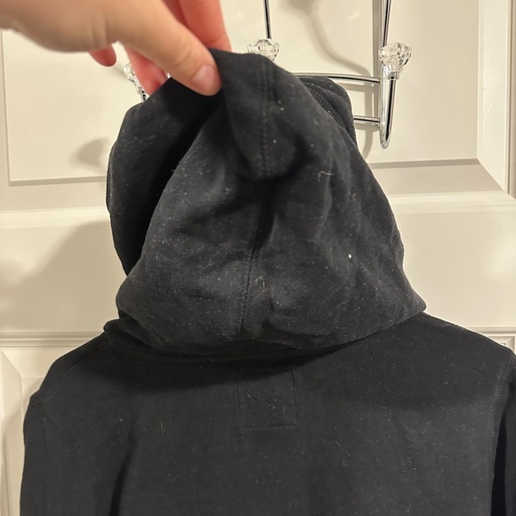 Roots Canada Women’s Black Red Pullover Hoodie Sweater With Pocket Size Medium - Picture 7 of 8